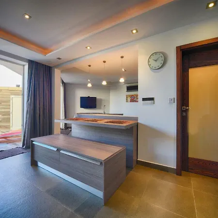 Anthony's Maisonette Casa vacanze Qala